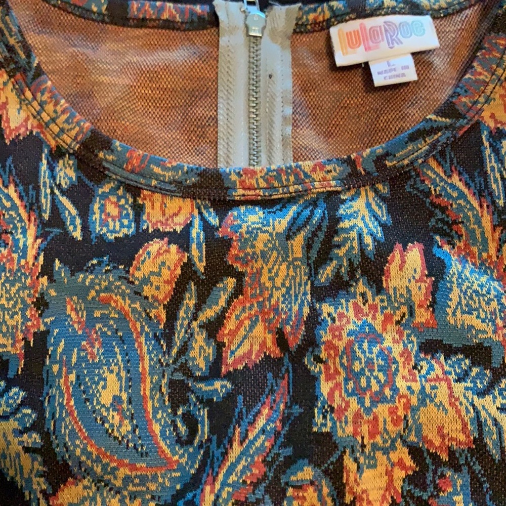 Lularoe - Picture 2 of 2